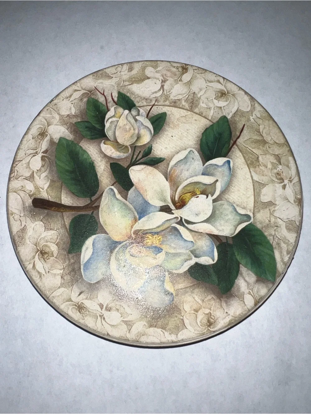 🔴Round Floral Magnolia Blossom Decorative Stone Coaster Cork Back